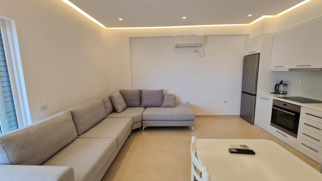 Sea And City View Apartment Σαράντα Εξωτερικό φωτογραφία