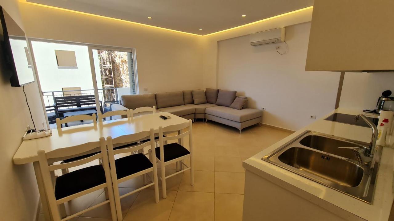 Sea And City View Apartment Σαράντα Εξωτερικό φωτογραφία